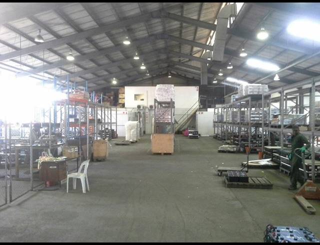 919M² FACTORY TO LET IN EPPING INDUSTRIAL